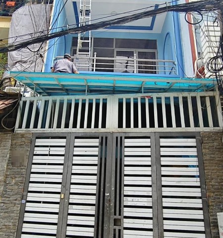 Cho thuê nhà mặt tiền đường Giải Phóng quận Tân Bình