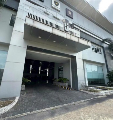 Cho thuê nhà mặt tiền đường Cộng Hòa