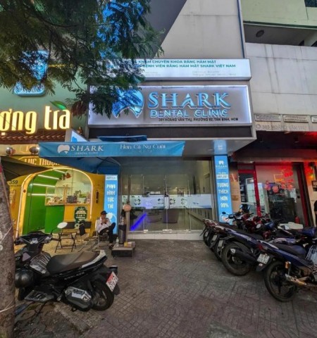 Cho thuê nhà mặt tiền đường Hoàng Văn Thụ quận Tân Bình