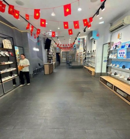 Cho thuê nhà mặt tiền đường Trường Chinh quận Tân Bình