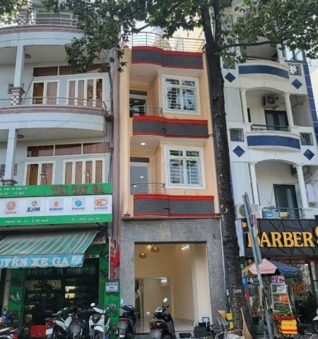 Cho thuê nhà mặt tiền 1365 Hoàng Sa quận Tân Bình