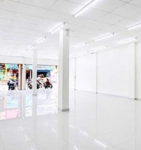Cho thuê nhà mặt tiền 640 Trường Chinh quận Tân Bình