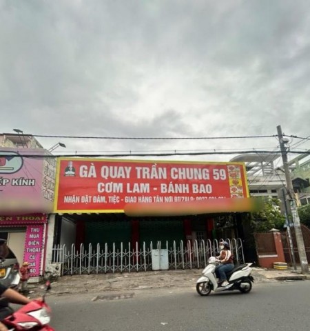 Cho thuê nhà mặt tiền đường Tân Kì Tân Quý quận Tân Phú