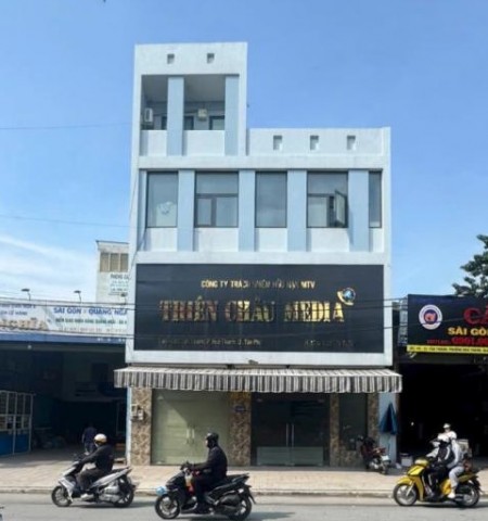 Cho thuê nhà nguyên căn chính chủ mặt tiền quận Tân Phú đường Tân Thành