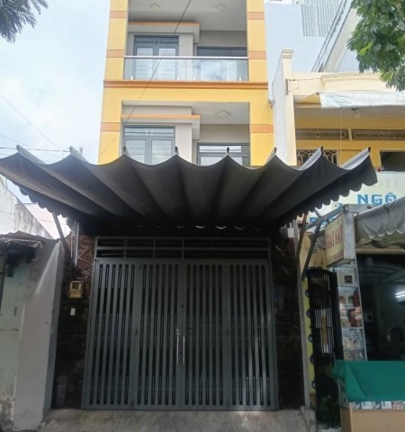 Cho thuê nhà mặt tiền đường Kênh Tân Hóa quận Tân Phú