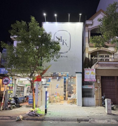 Cho thuê nhà mặt tiền đường Nguyễn Sơn quận Tân Phú