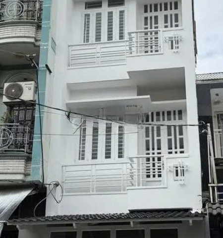 Cho thuê nhà mặt tiền 220 Lê Niệm quận Tân Phú