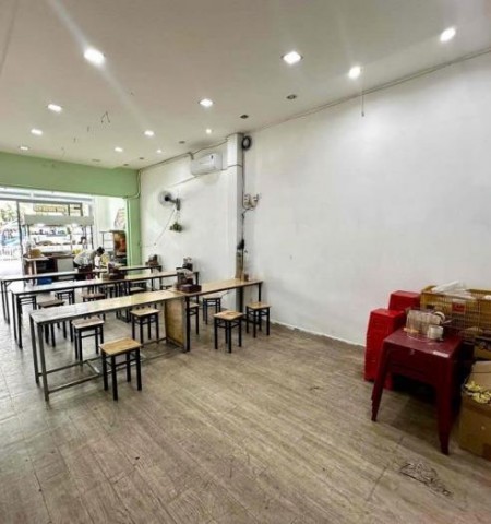 Cho thuê nhà mặt tiền 590 Lũy Bán Bích quận Tân Phú