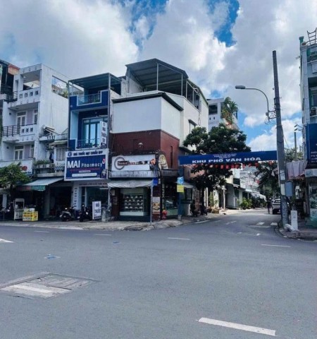 Cho thuê nhà góc 2 mặt tiền 194 Nguyễn Sơn quận Tân Phú