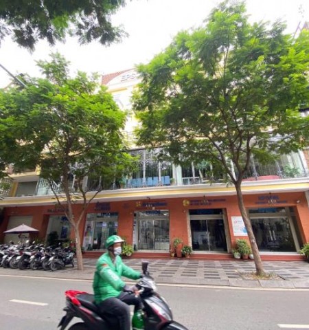 Tòa nhà cho thuê đường Trương Định Quận 1