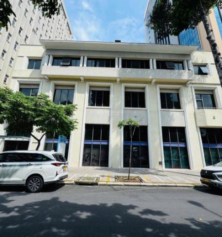 Tòa nhà cho thuê mặt tiền đường Hàm Nghi Quận 1
