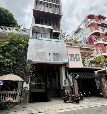 Tòa nhà cho thuê mặt tiền 27B Thạch Thị Thanh Quận 1