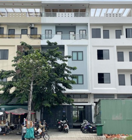 Tòa nhà cho thuê đường Trương Văn Bang Quận 2