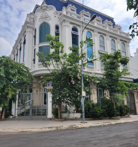 Tòa nhà cho thuê mặt tiền 36 Nguyễn Địa Lô Quận 2