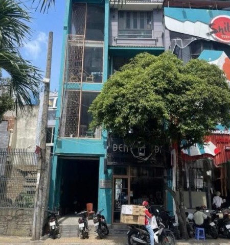 Tòa nhà cho thuê đường Phan Xích Long Quận Phú Nhuận