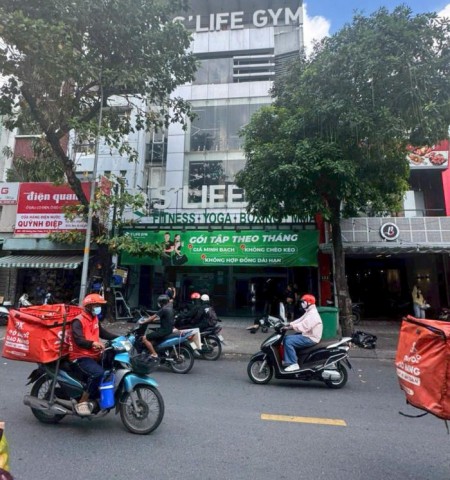 Tòa nhà cho thuê 2 mặt tiền trước sau 126 Hoàng Hoa Thám Quận Tân Bình