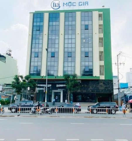 Cho thuê tòa nhà mặt tiền 123 Bờ Bao Tân Thắng quận Tân Phú