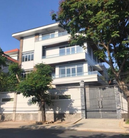 Cho thuê biệt thự đường Nguyễn Văn Hưởng Thảo Điền