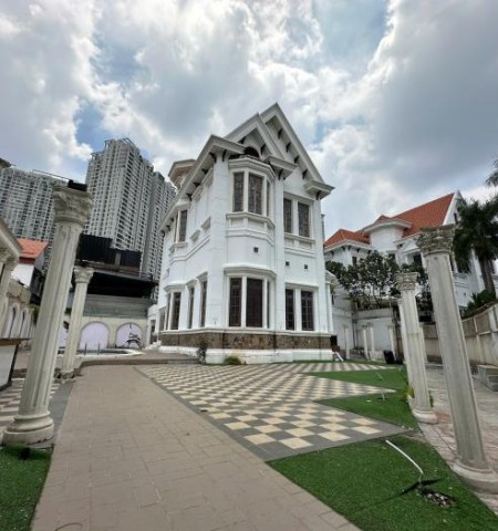 Cho thuê villa Nguyễn Ư Dĩ P. Thảo Điền quận 2