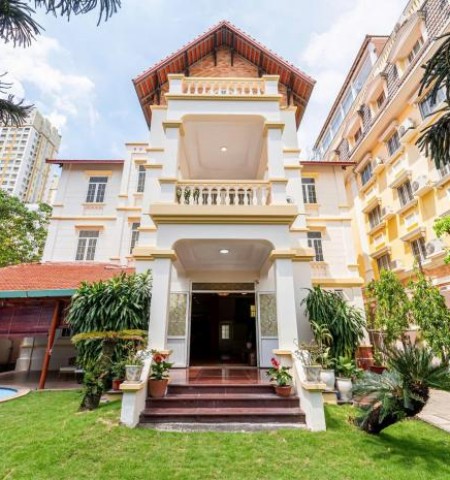 Cho thuê villa Nguyễn Văn Hưởng Thảo Điền quận 2