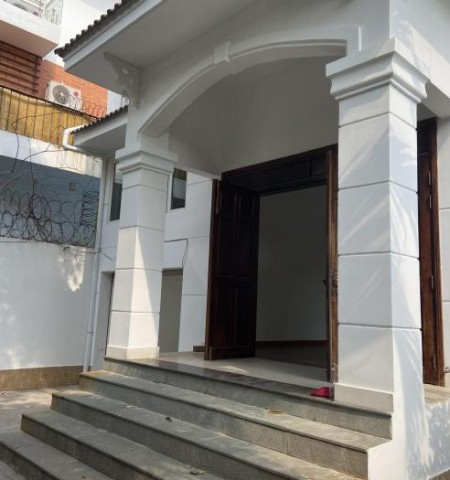 Cho thuê villa khu 216 đường Nguyễn Văn Hưởng Quận 2