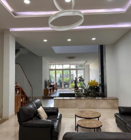 Cho thuê biệt thự khu 120 Nguyễn Văn Hưởng Thảo Điền Quận 2