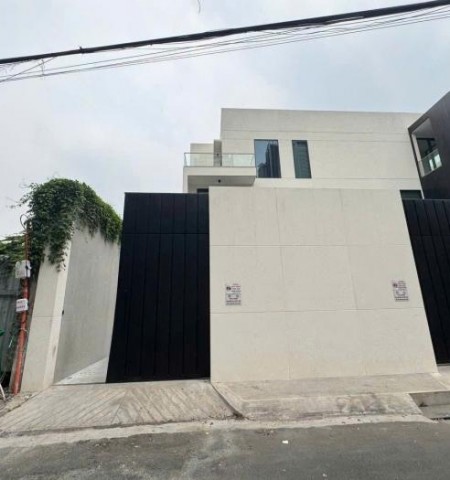 Cho thuê biệt thự đường số 12 Thảo Điền Quận 2