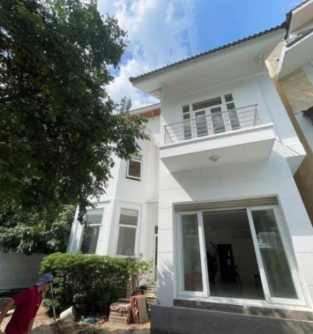 Cho thuê villa khu 215 Nguyễn Văn Hưởng Quận 2