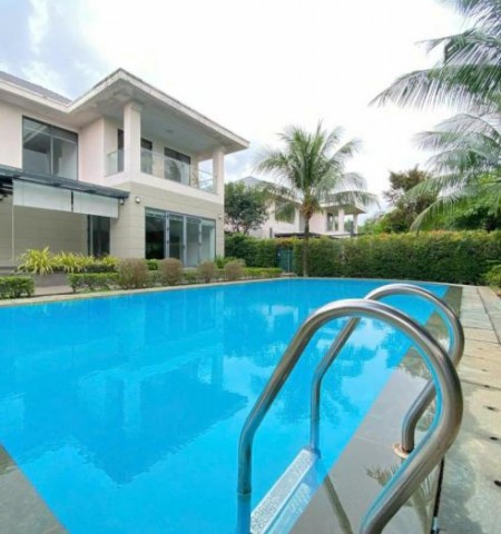 Cho thuê biệt thự mặt tiền khu E99 Lê Văn Việt Quận 9